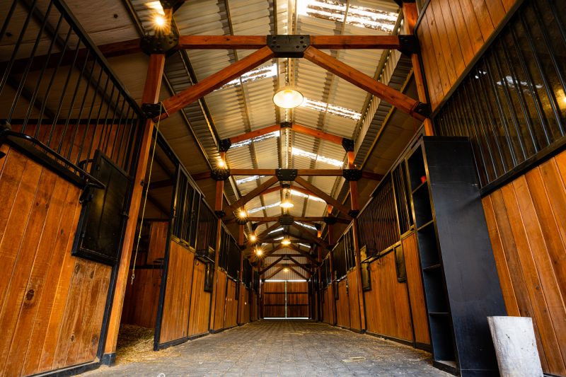 Barn Repair in Overland Park, KS